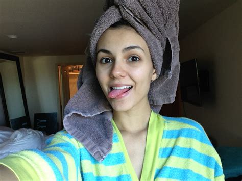 She started her acting career at the tender age of 10 and has since appeared in a number of films and television series including Nickelodeon’s Victorious and Zoey 101. . Victoria justice fake naked